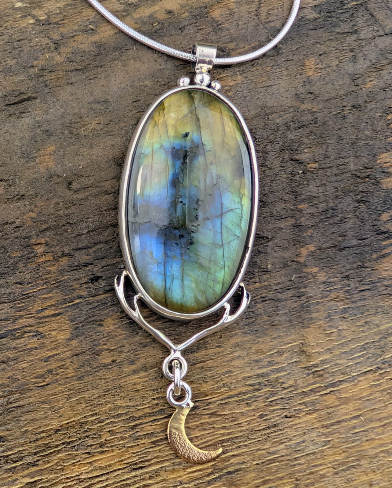 Labradorite Antler Moon Glow pendant