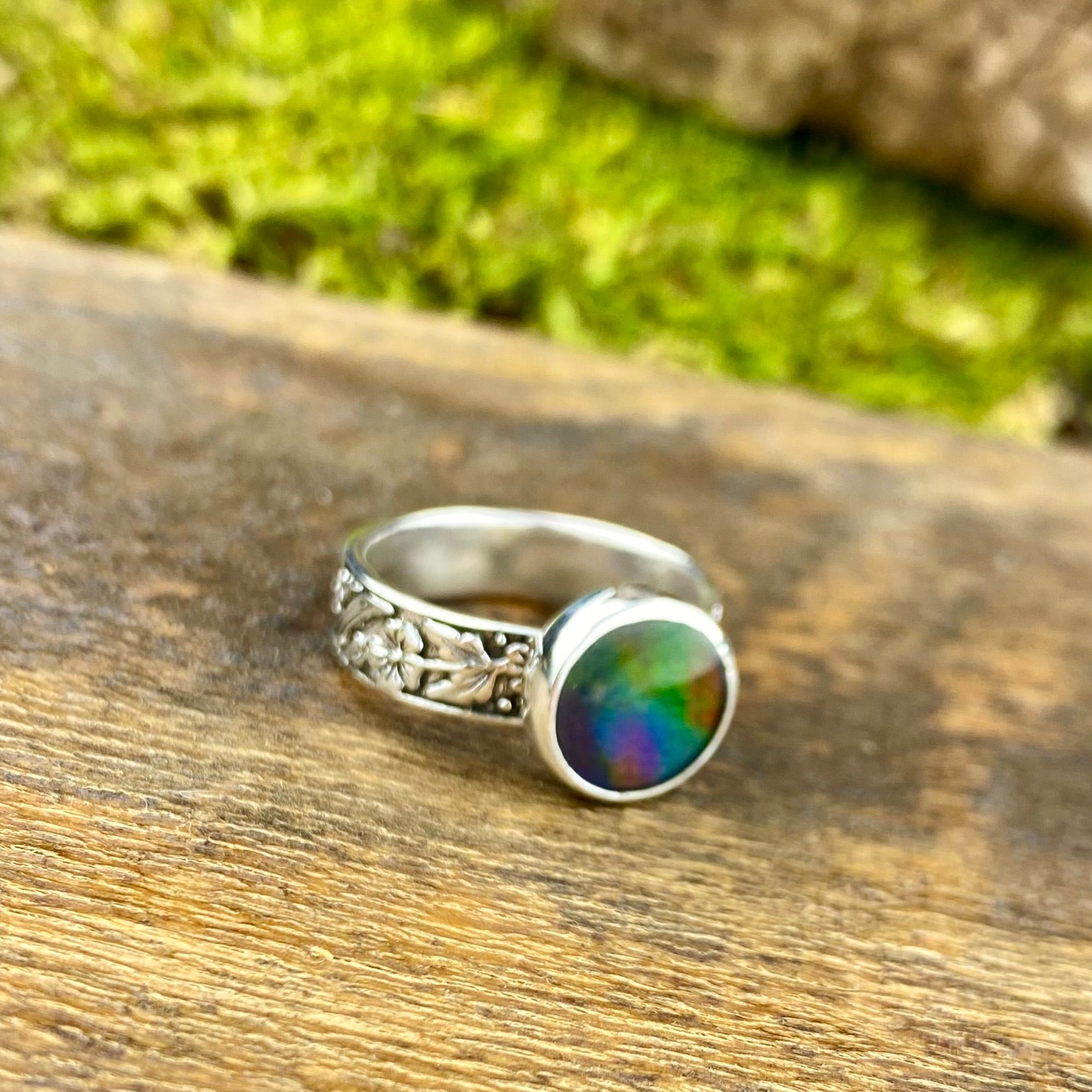 Ammolite abundance ring