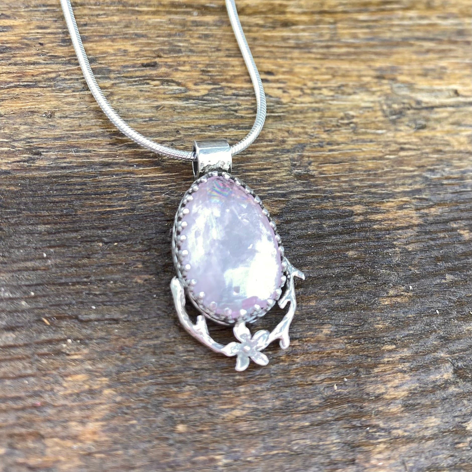 Rose Quartz floral glow pendant