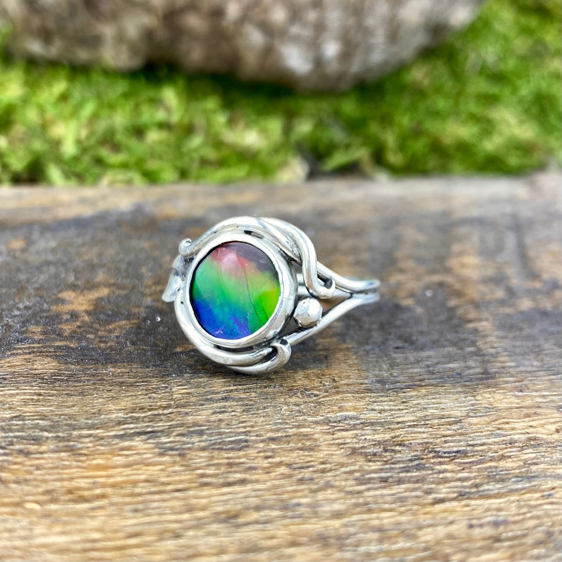 Ammolite flow Ring