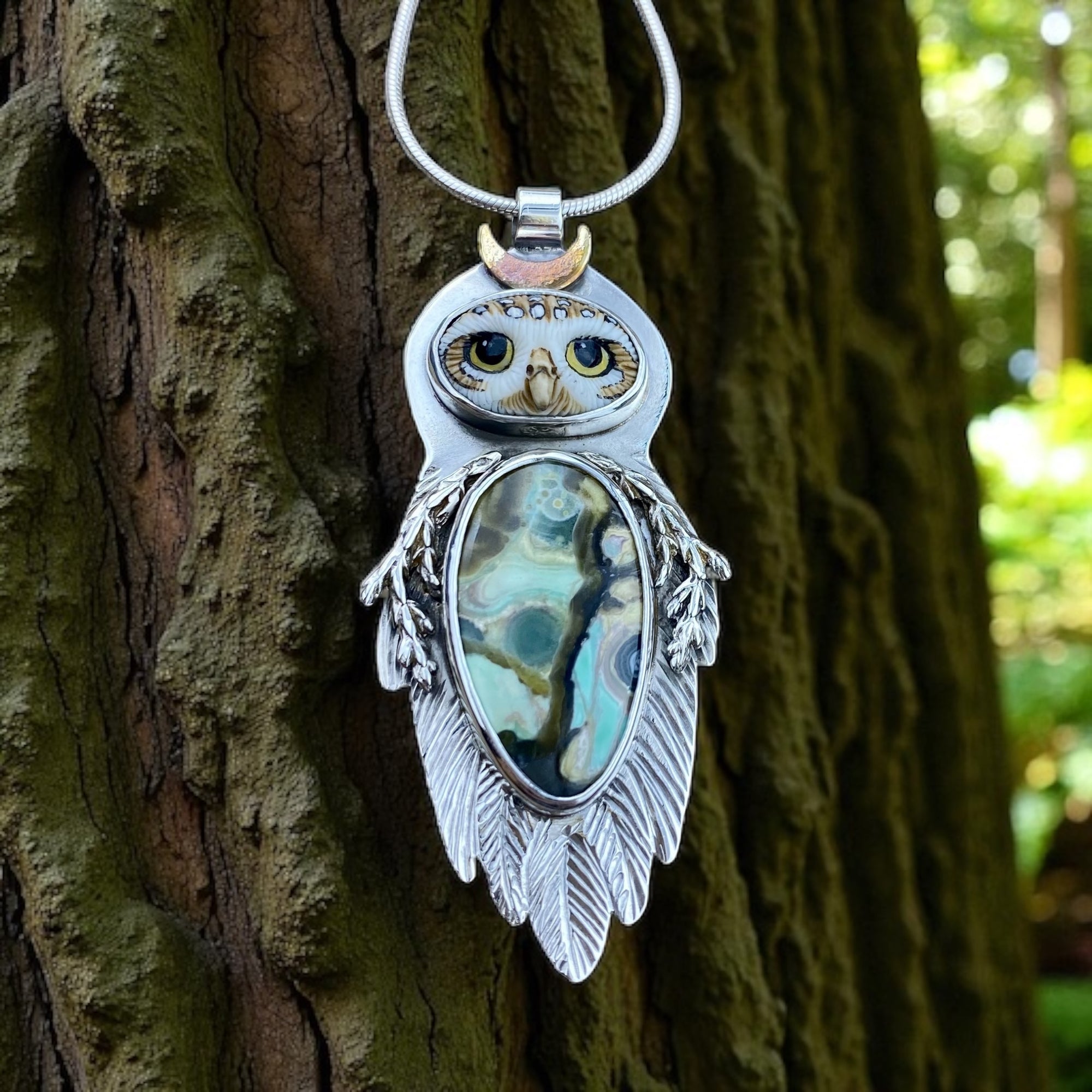 Burrowing Owl Goddess with Clay Canyon Variscite