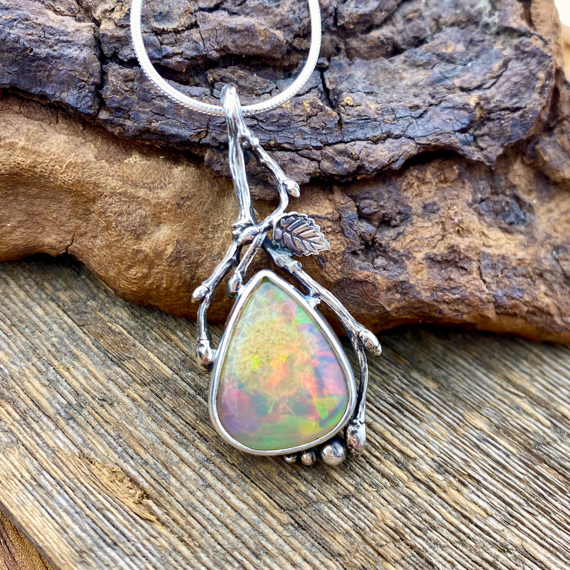 Deep Fire Welo Opal Emergence Pendant