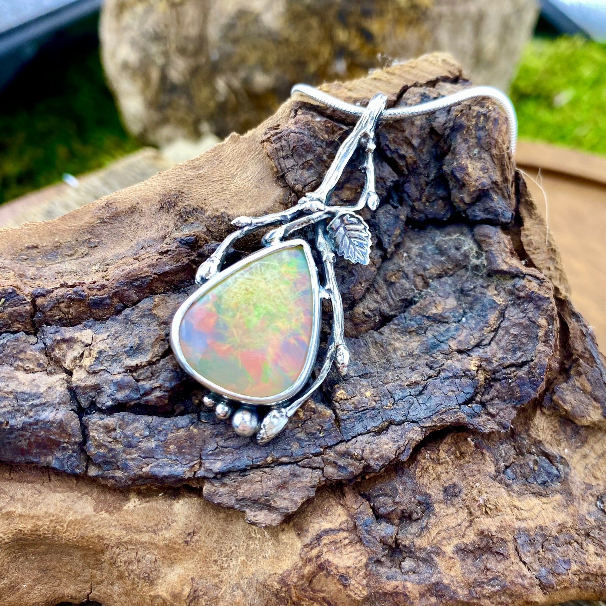 Deep Fire Welo Opal Emergence Pendant