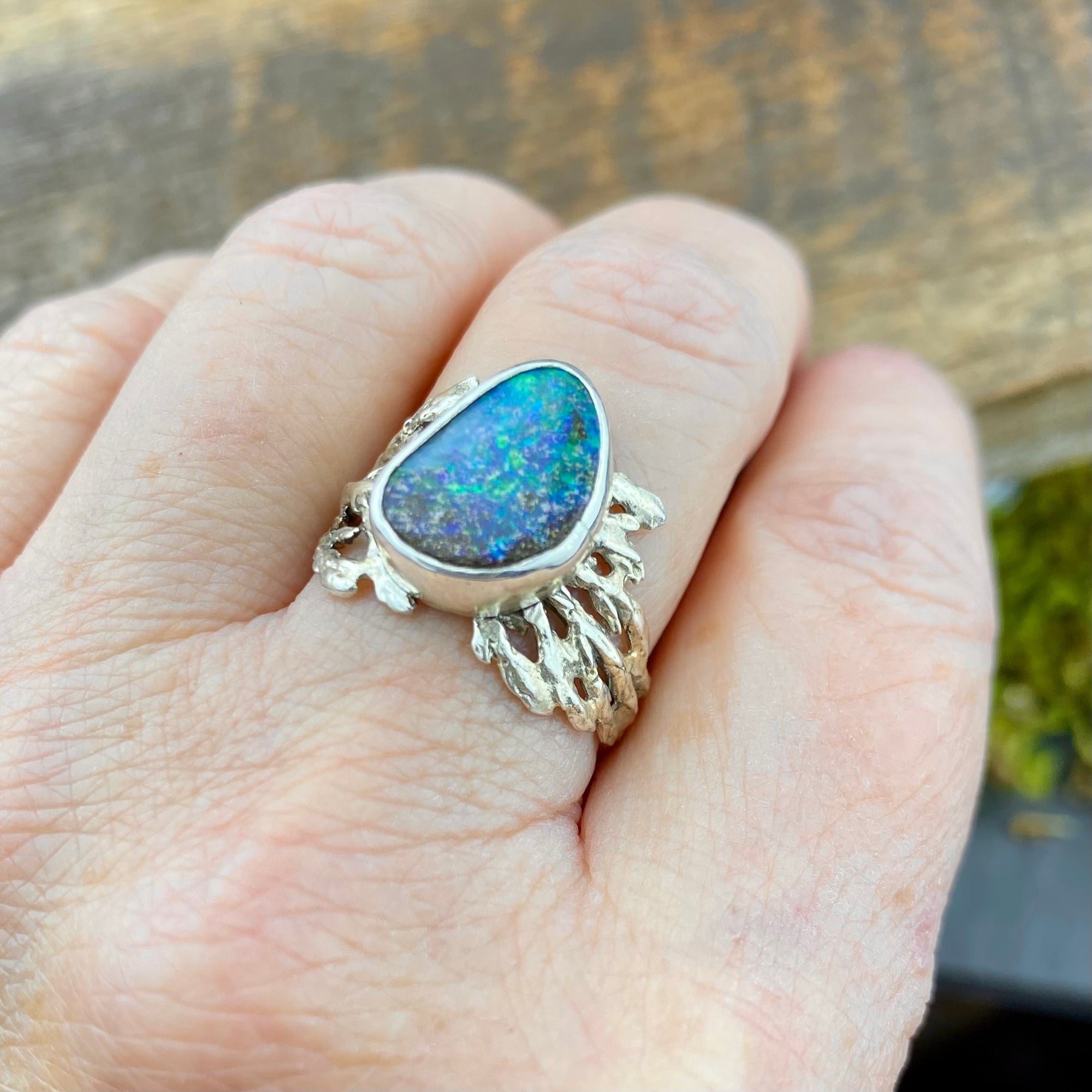 Bright Sparkly blue/green fire Boulder Opal Cedar Ring