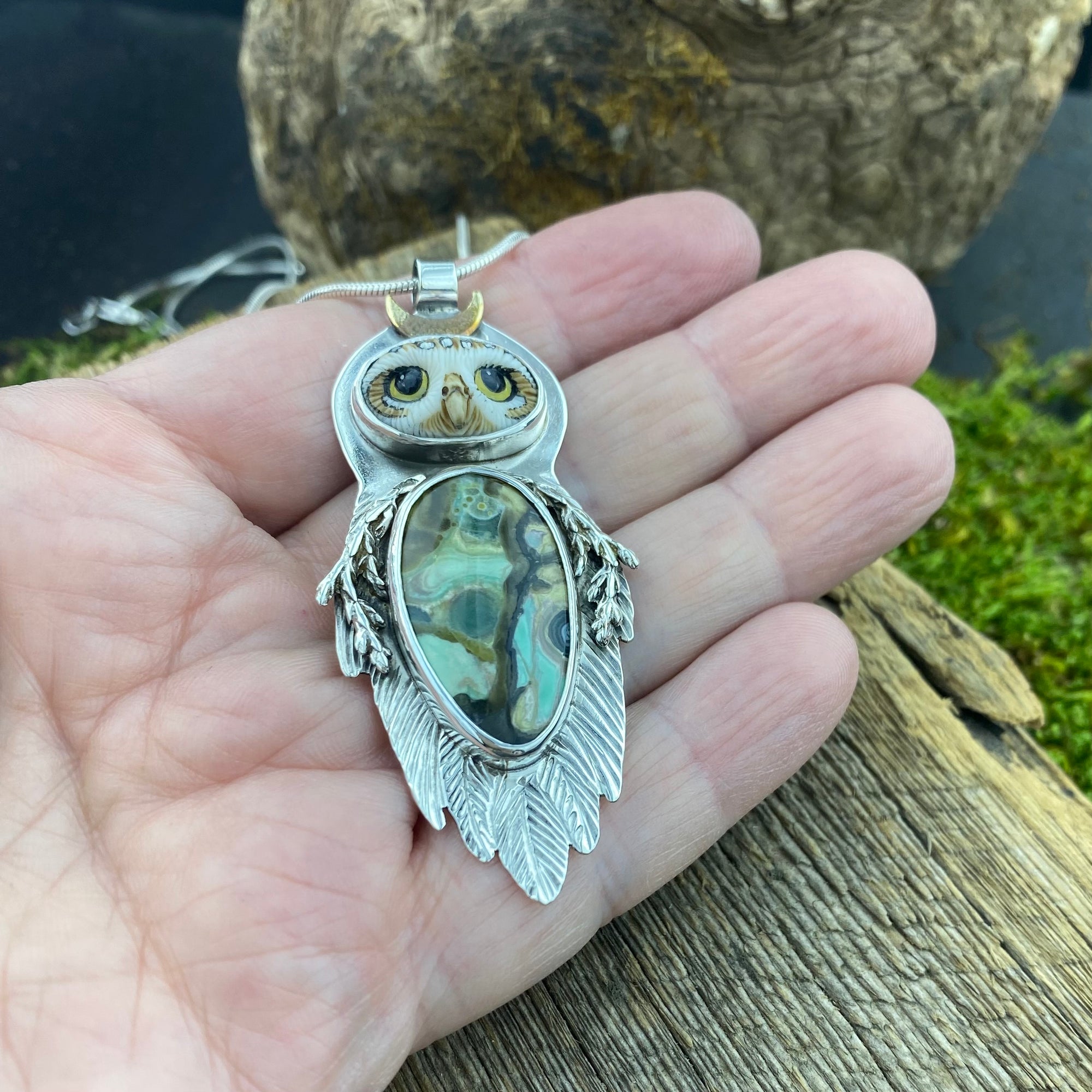 Burrowing Owl Goddess with Clay Canyon Variscite