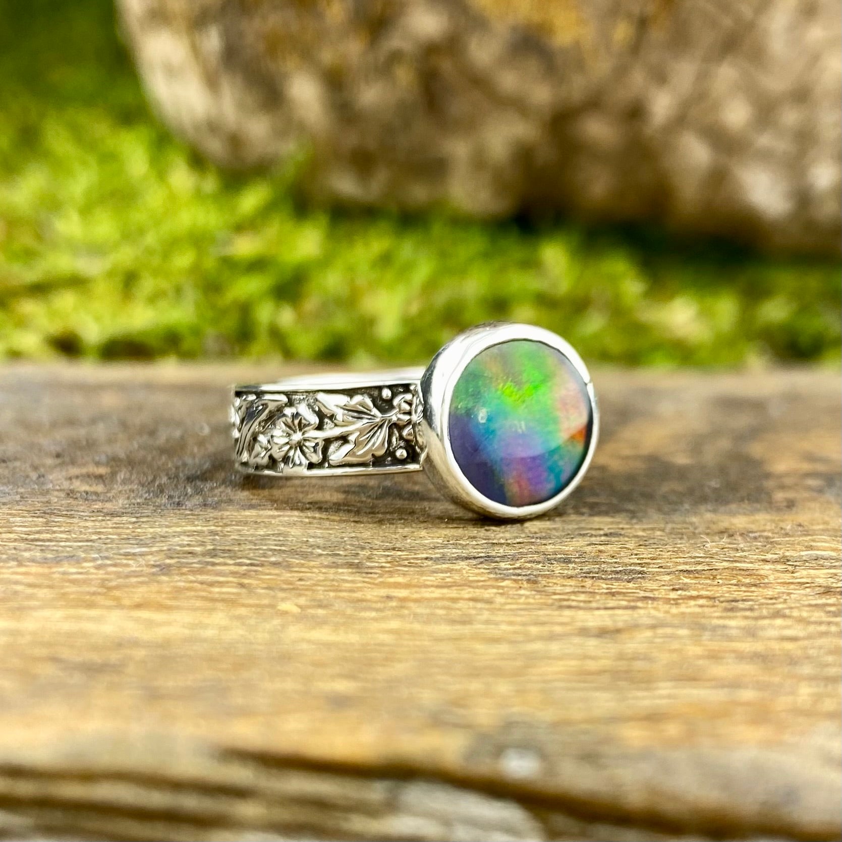 Ammolite abundance ring