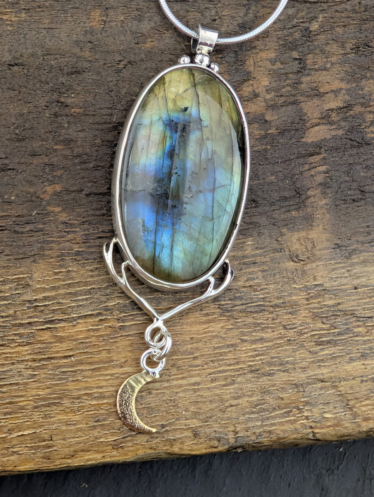 Labradorite Antler Moon Glow pendant
