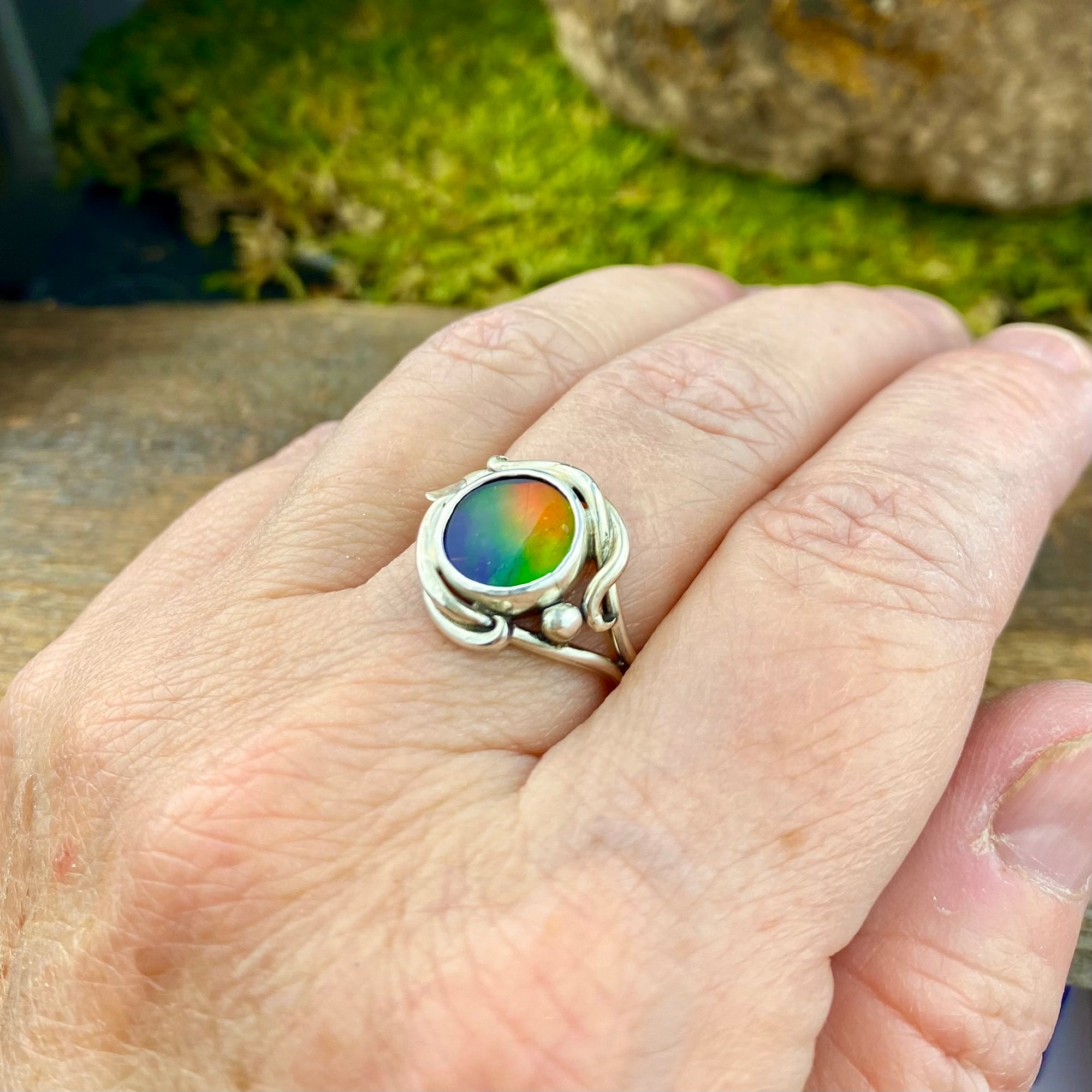 Ammolite flow Ring
