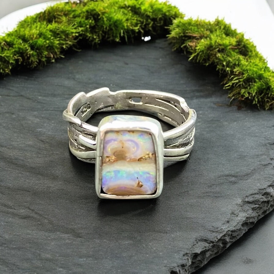 Beautiful detailed Boulder Opal Ring