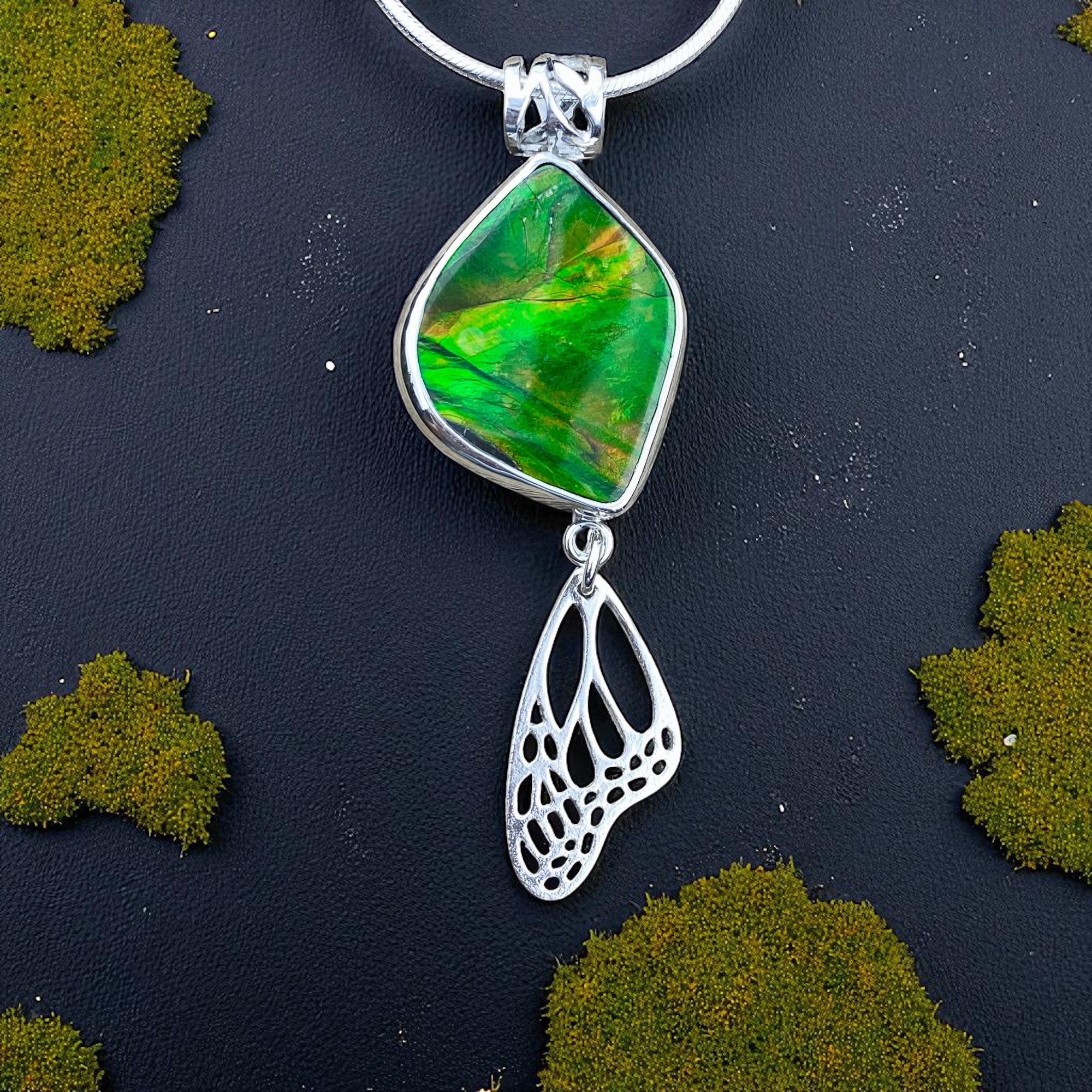 Ammolite Metamorphosis pendant