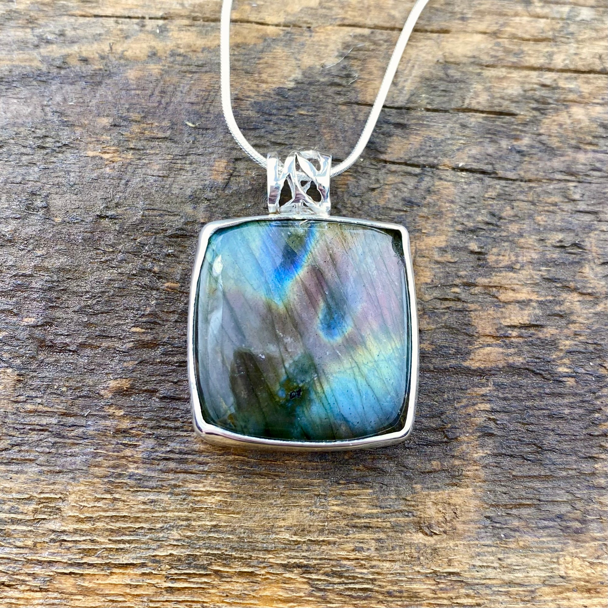 Purple Labradorite inner glow pendant
