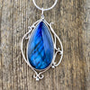 Labradorite deep glow pendant