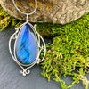 Labradorite deep glow pendant