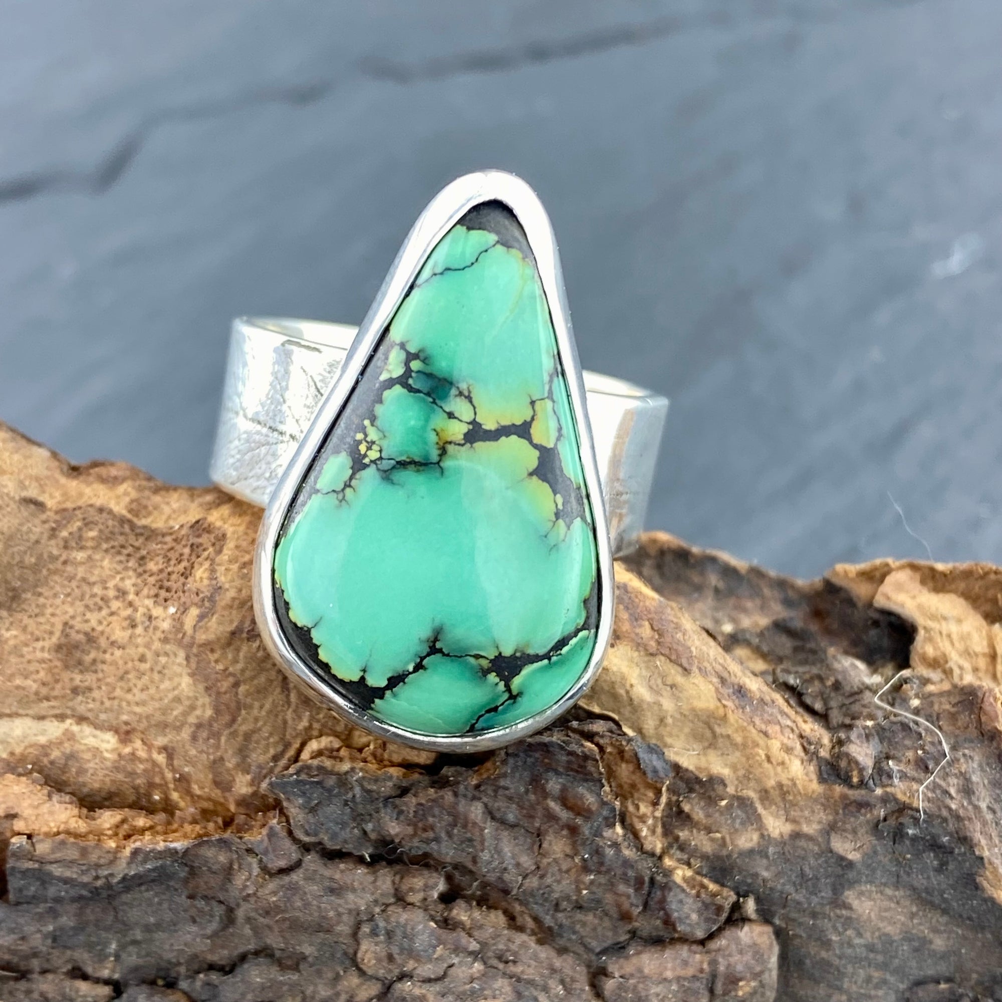 Beautiful Hubei Green Fern Turquoise ring