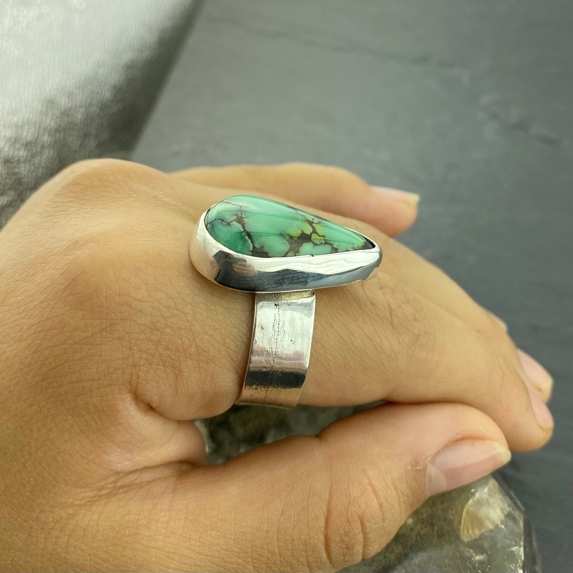 Beautiful Hubei Green Fern Turquoise ring