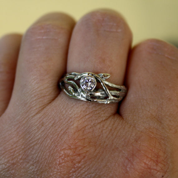 The Woodland Engagement Ring 14kt White Gold