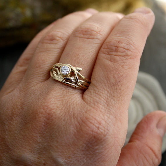 The Woodland Engagement Ring 14kt Yellow Gold