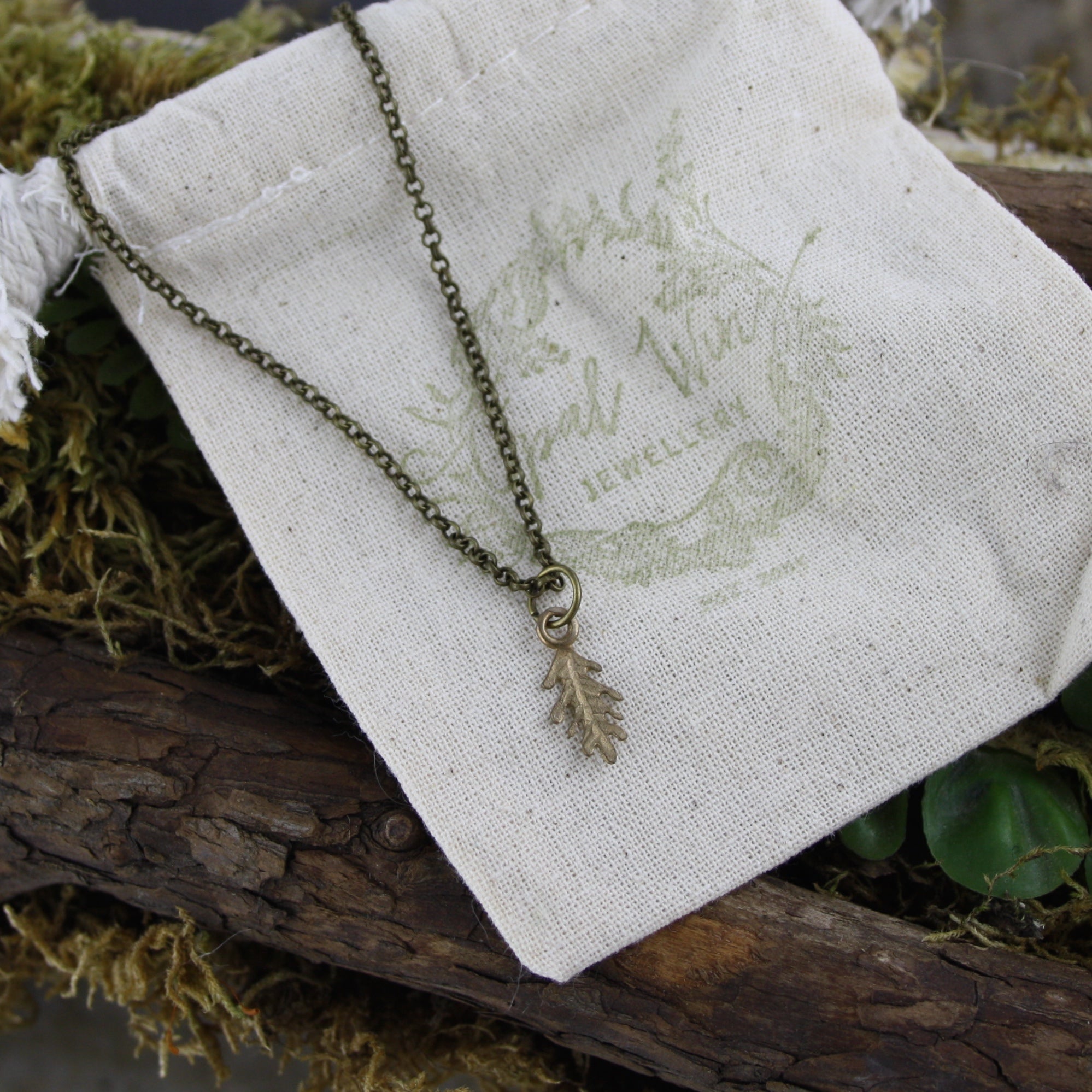 Oak Leaf Pendant in Bronze