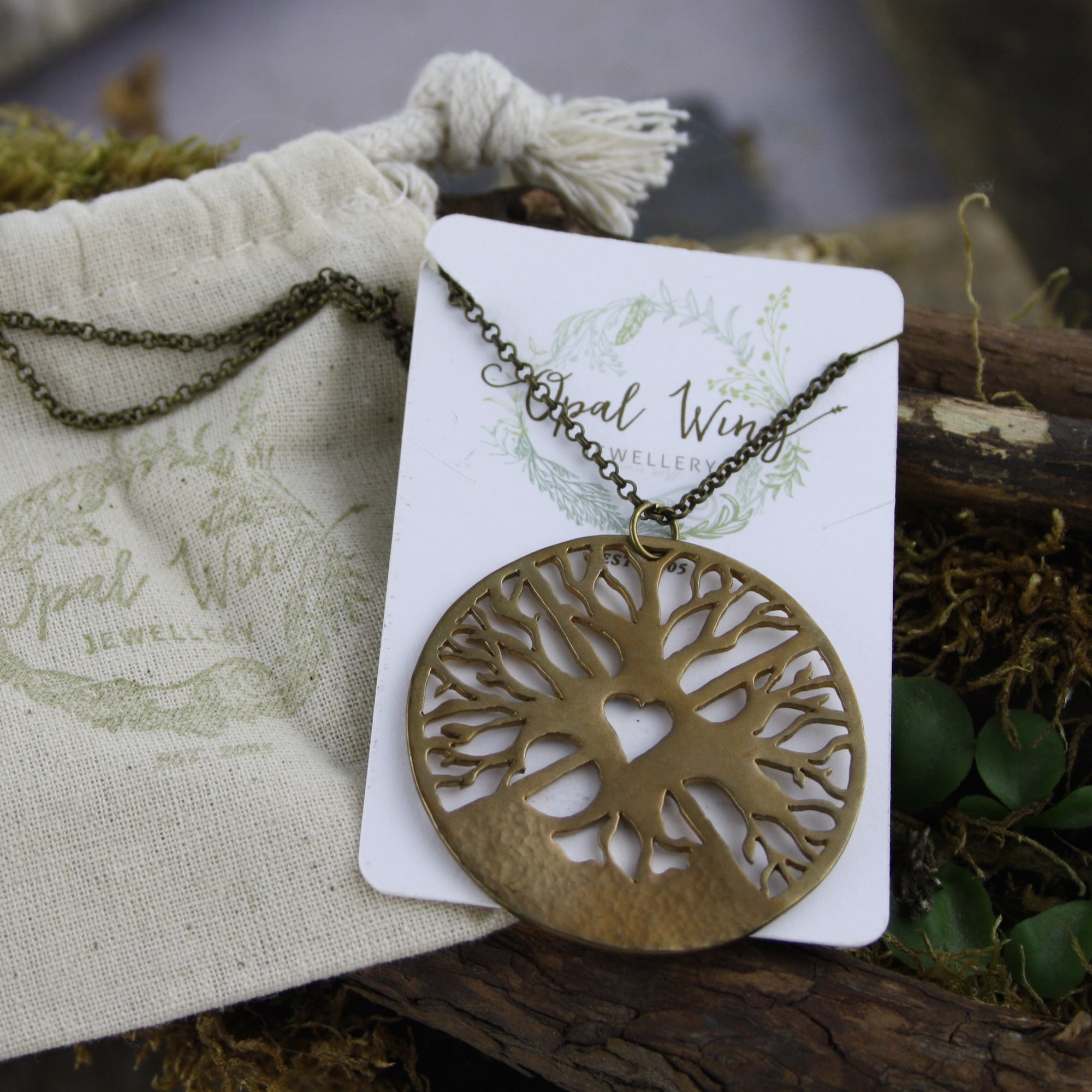 Returning to the Heart Amulet in Bronze