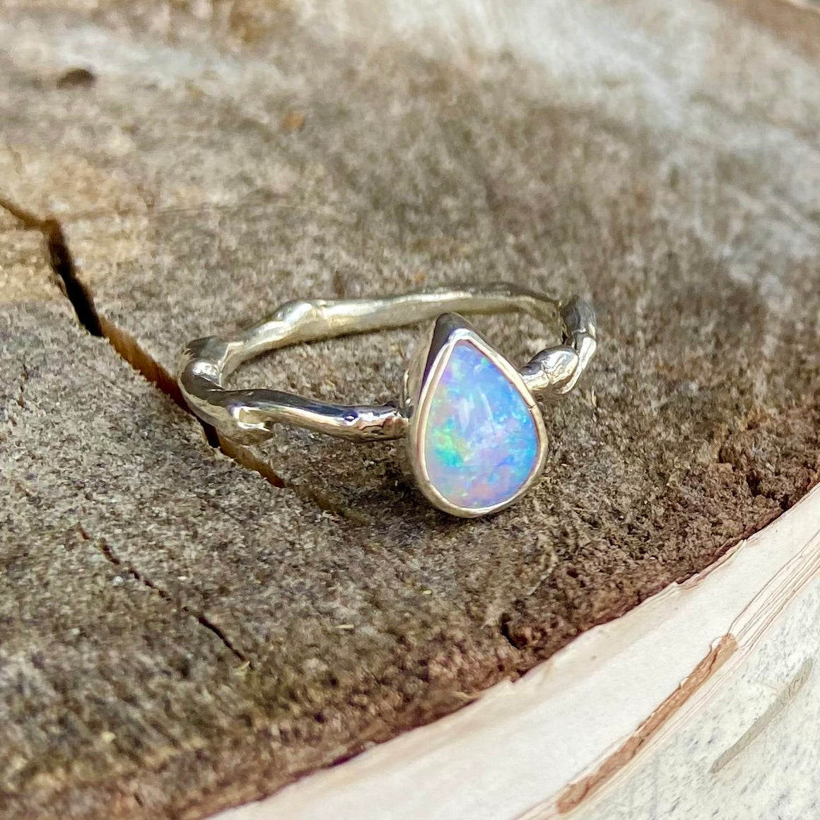 Sweet Little Fiery Pipe Boulder Opal Ring