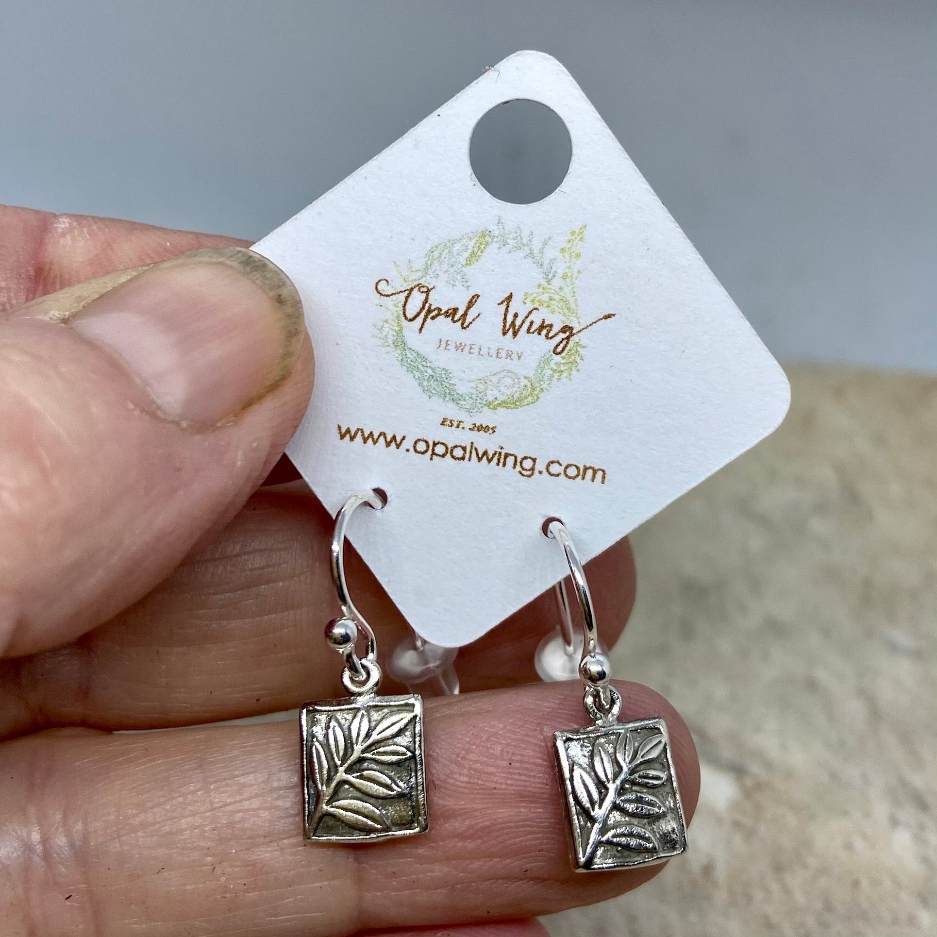 Tiny bud Earrings